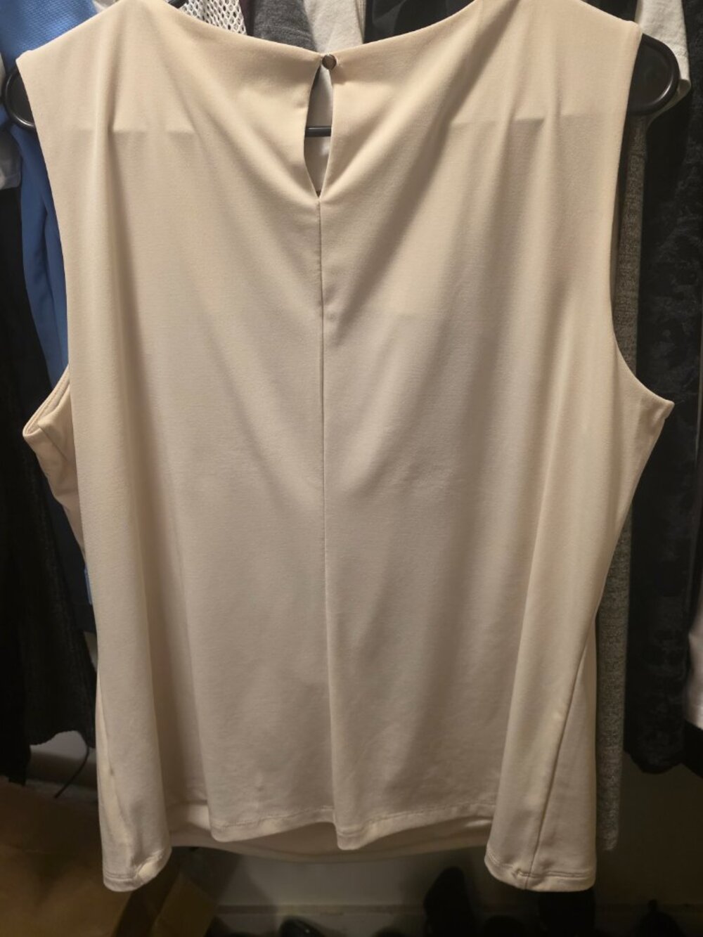 Calvin Klein Cream Pleated Neck Sleeveless Blouse - Picture 3 of 11